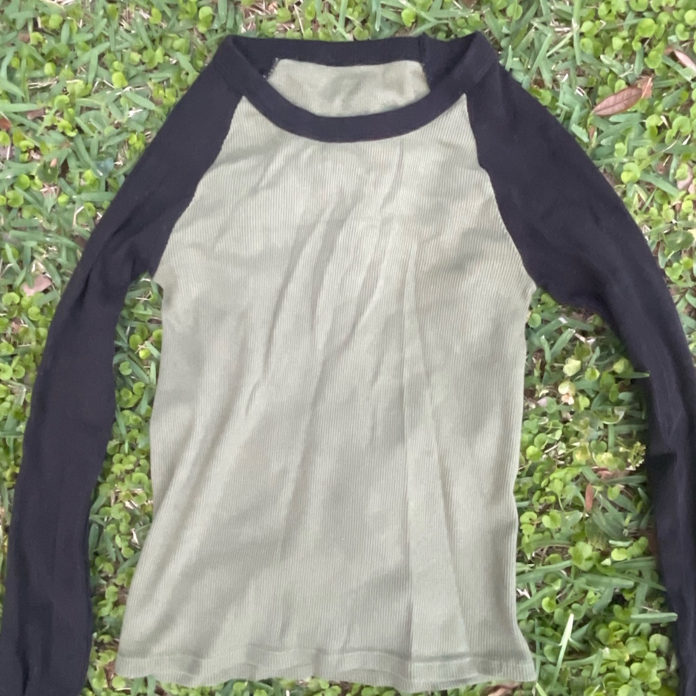 brandy melville black & green top